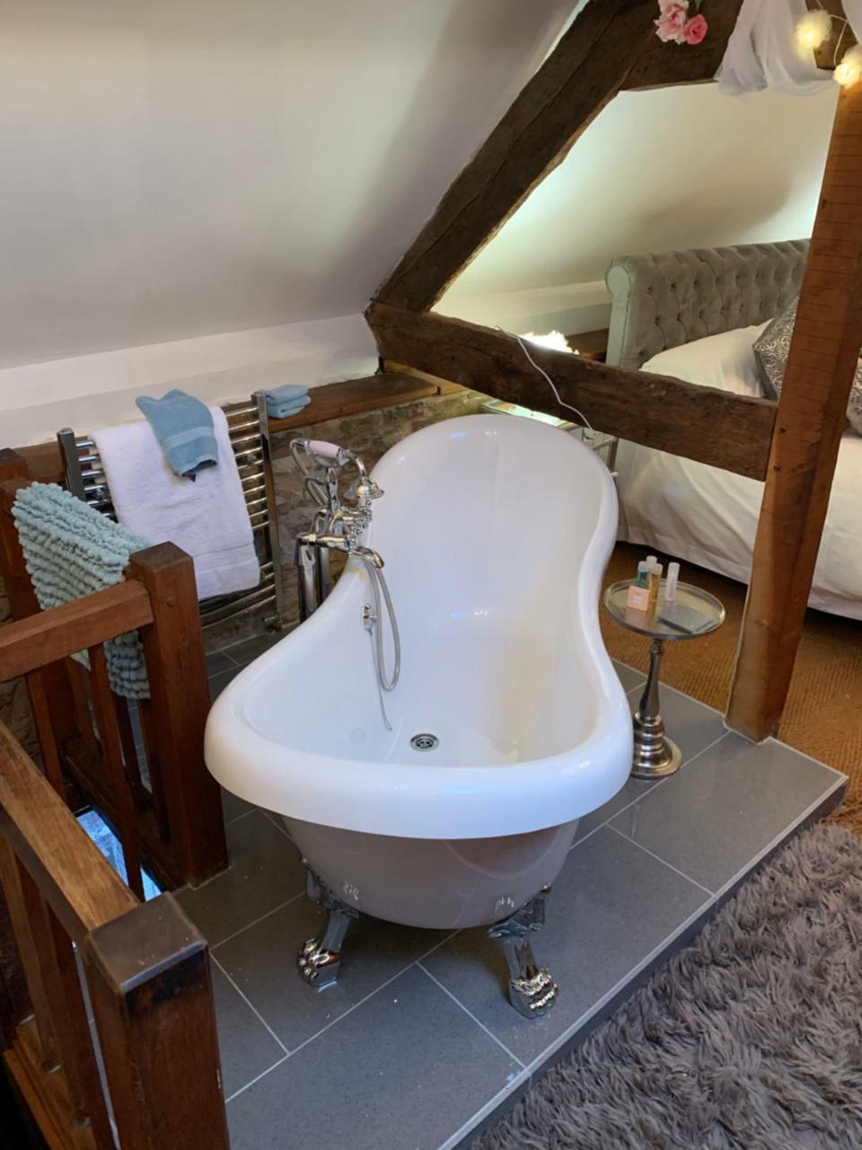 The Griffin Cottage Ludlow Bagian luar foto