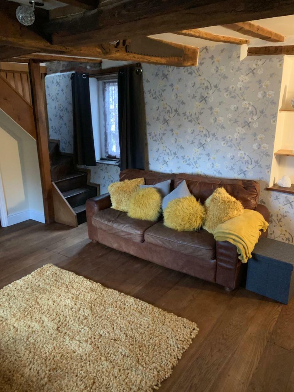 The Griffin Cottage Ludlow Bagian luar foto